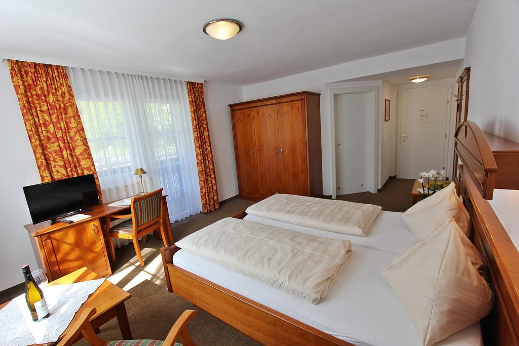 Landhotel Post Ebensee Am Traunsee ***S Exteriör bild