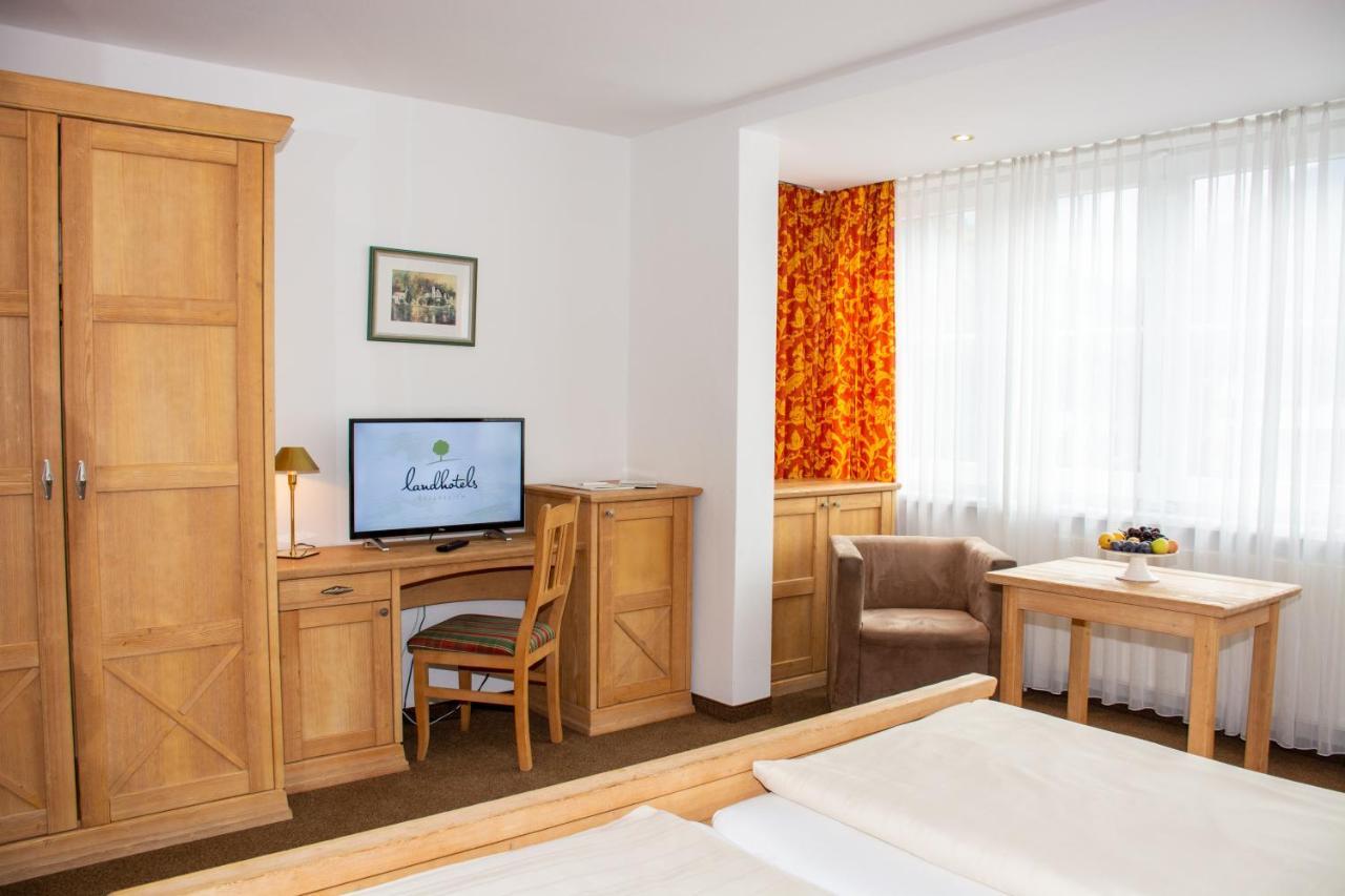 Landhotel Post Ebensee Am Traunsee ***S Exteriör bild